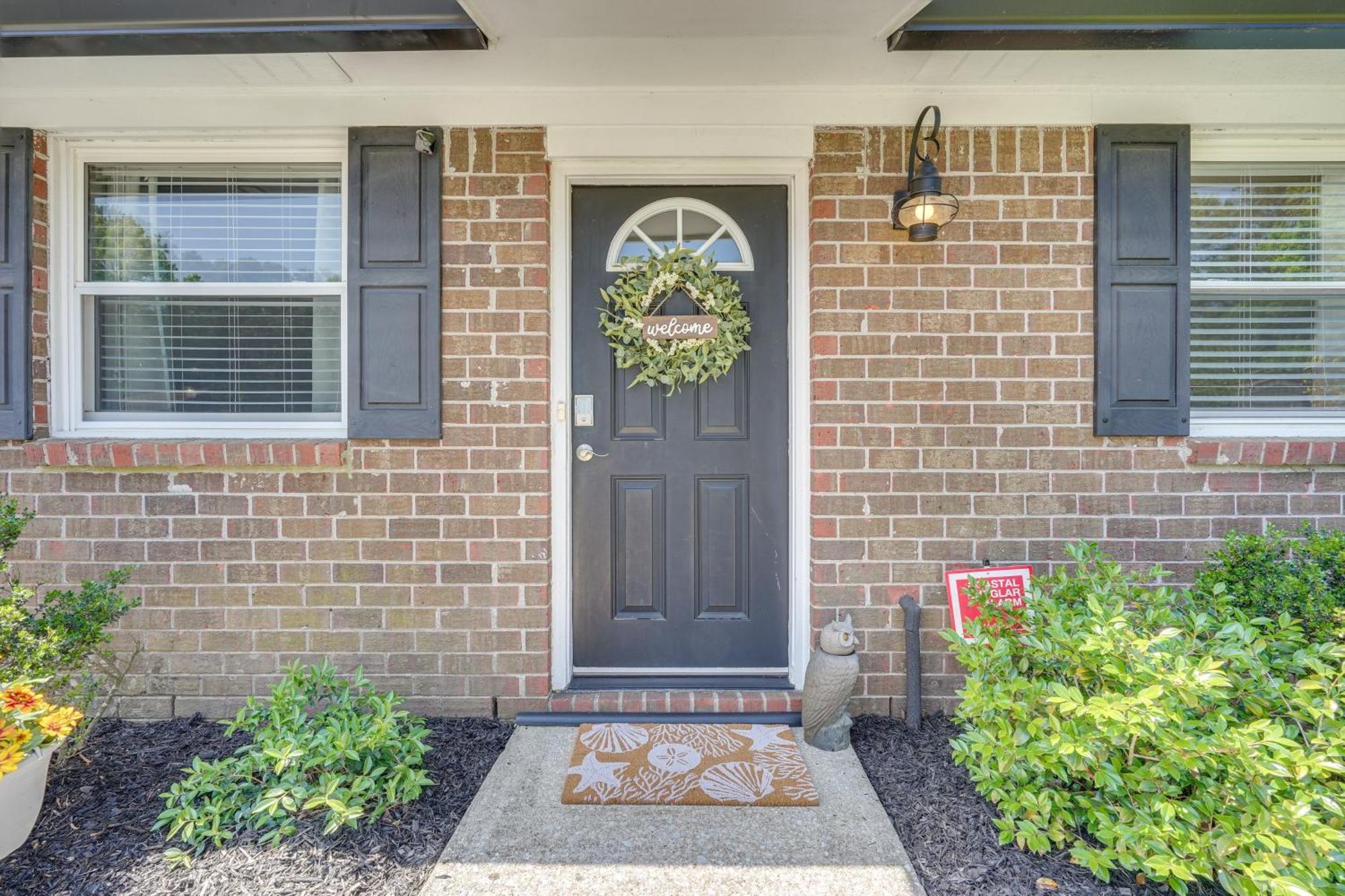 Cozy Goose Creek Escape With Patio And Grill Villa Exterior photo